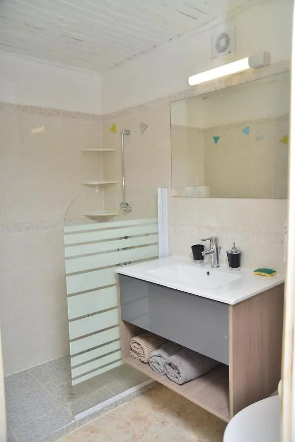 Gite D Hote Jacuzzi Piscine Sauna Prives Villematier
